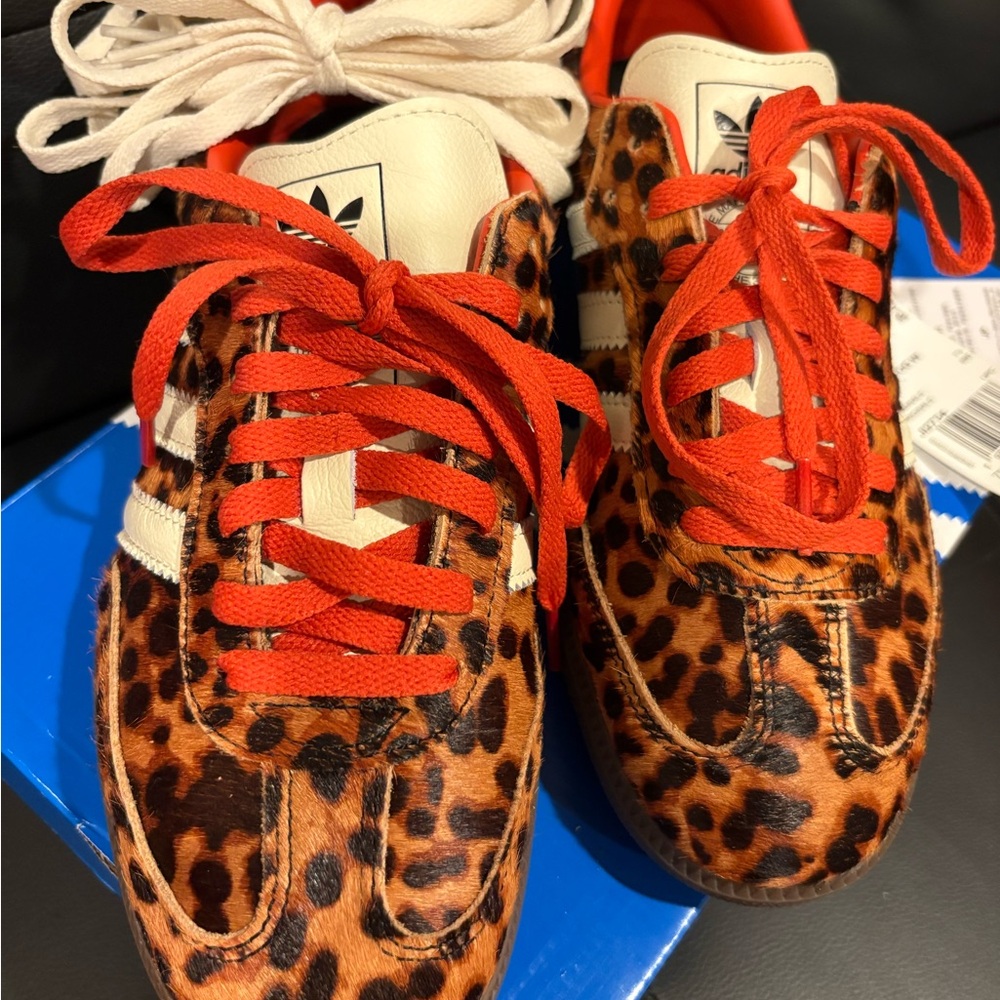 Adidas Women Leopard Samba OG Sneakers with Red & White Shoe Laces - Picture 2 of 7